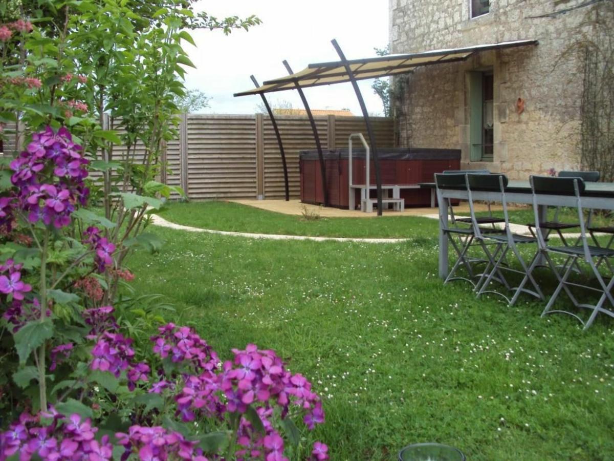 Saint-Martin-de-Fraigneau Maison Renovee Avec Jardin, Spa, Velos Pres Des Commerces - Animaux Acceptes - Fr-1-426-291ヴィラ エクステリア 写真